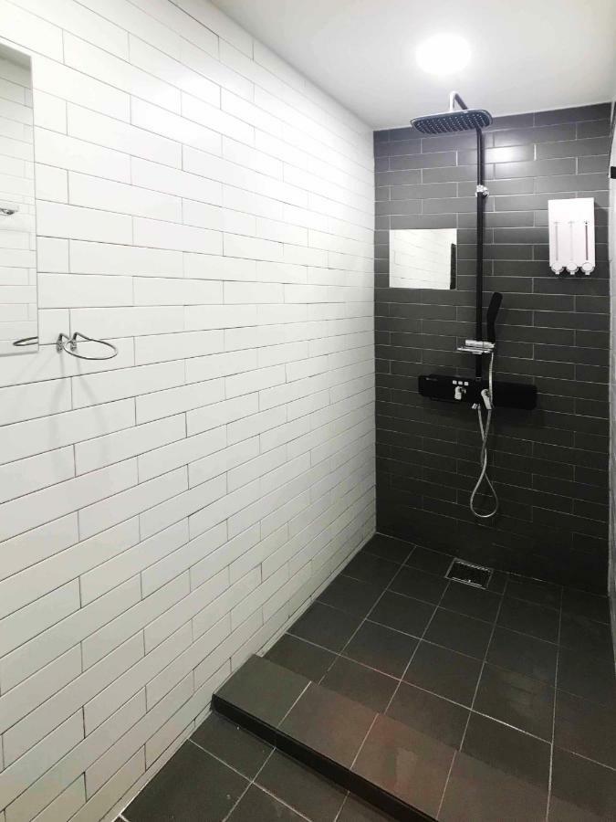Cube Itaewon * Seoul