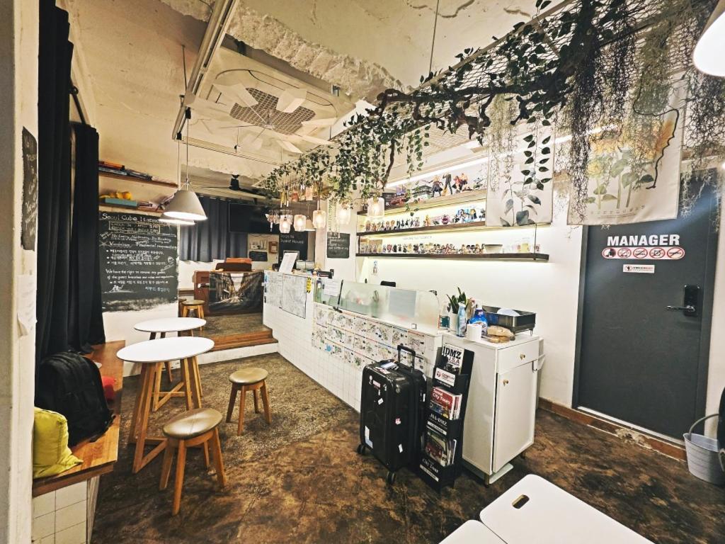 Cube Itaewon Hostel *